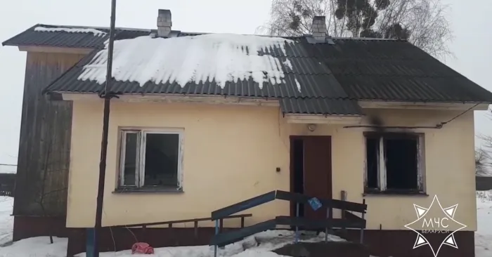 На пожаре в Лельчицком районе спасен мужчина